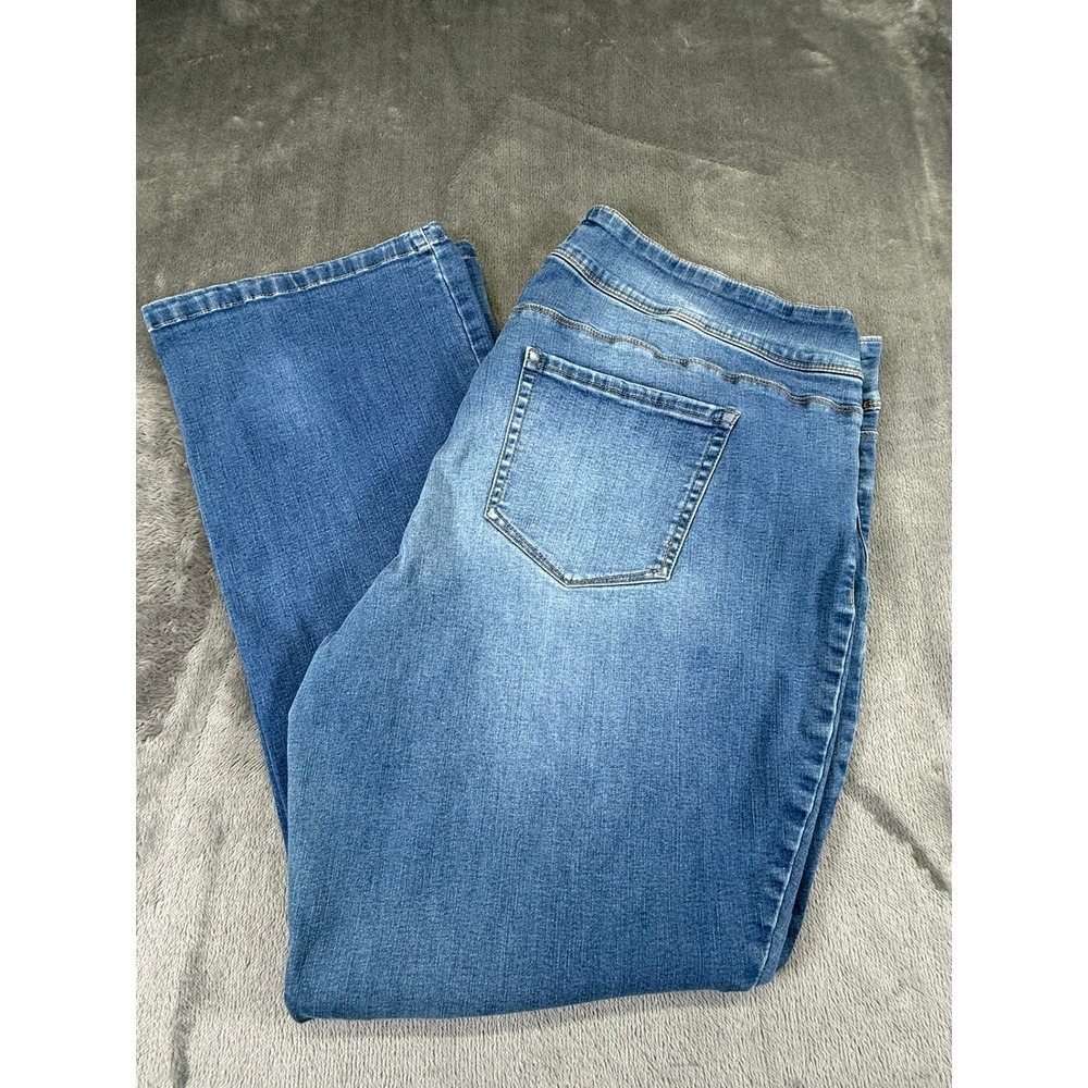 Westbound Woman Park Avenue Fit Pull On Straight Leg Jeans Blue 18WR Plus Size